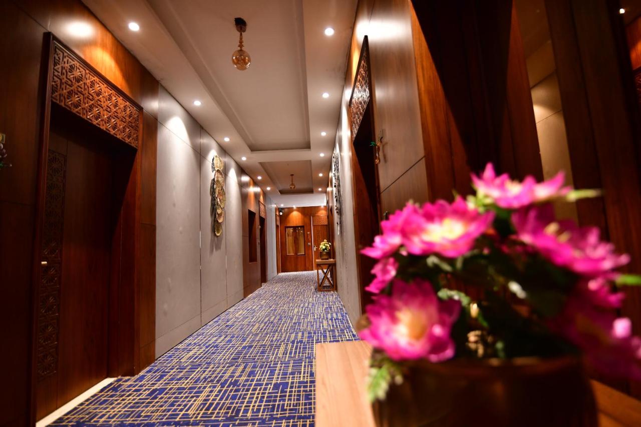 Kamay The Kohinoor Palace - A Heritage Hotel Faizabad Exterior photo